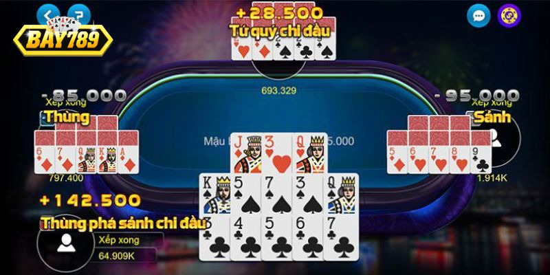 Mậu Binh được sử dụng bộ bài 52 lá với 2 đến 4 người cùng tham gia